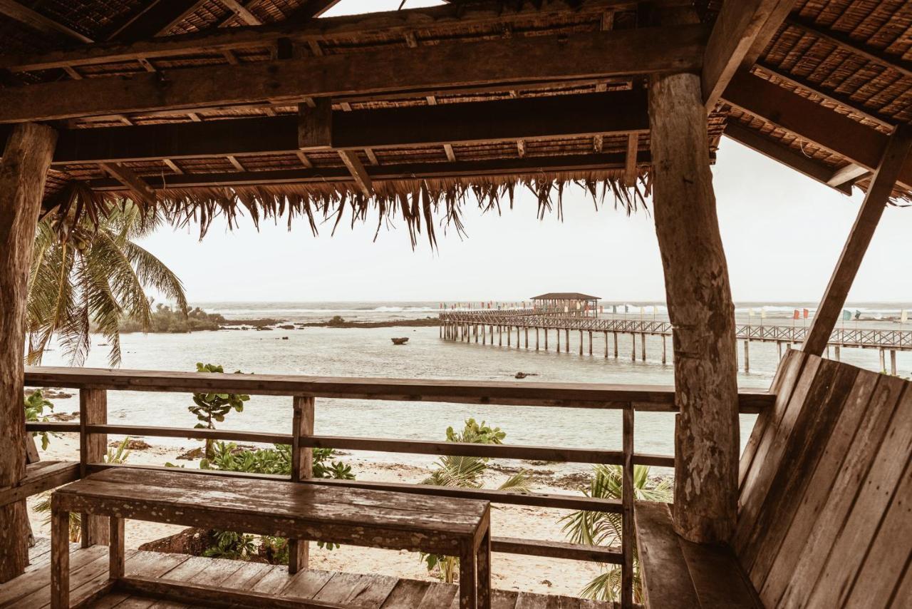 Alon Cloud9 Beach Front Catangnan Eksteriør bilde