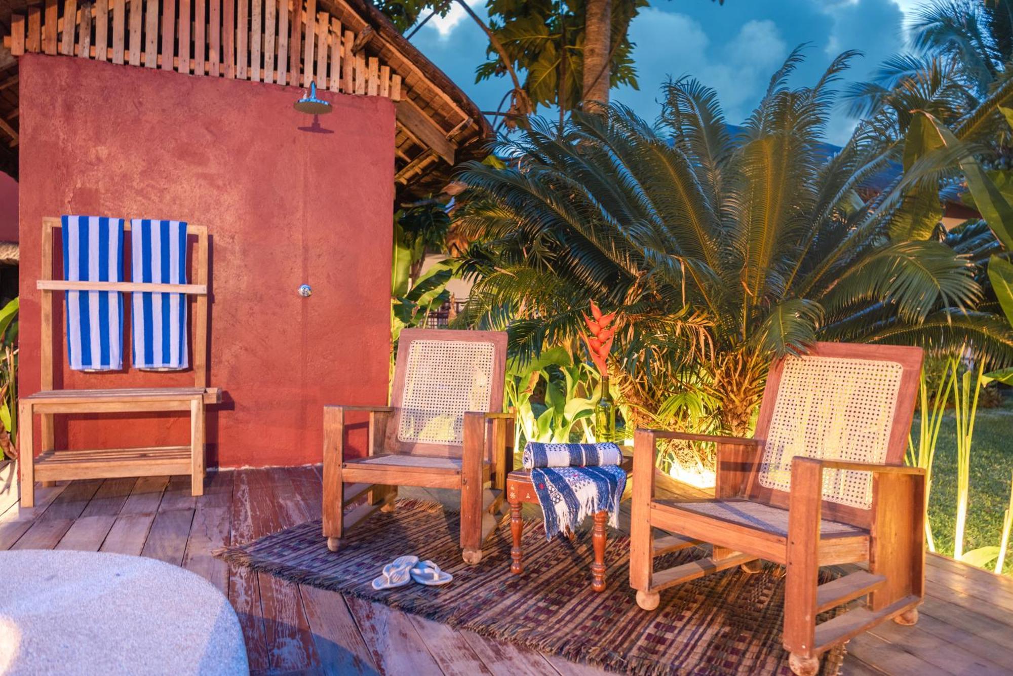 Alon Cloud9 Beach Front Catangnan Eksteriør bilde